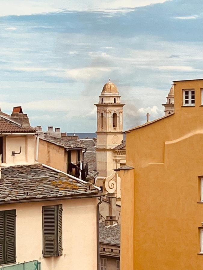 Pepites Bastiaises Vatta Appartement Roof Top Jacuzzi Vue Vieux Port Bastia  Ngoại thất bức ảnh
