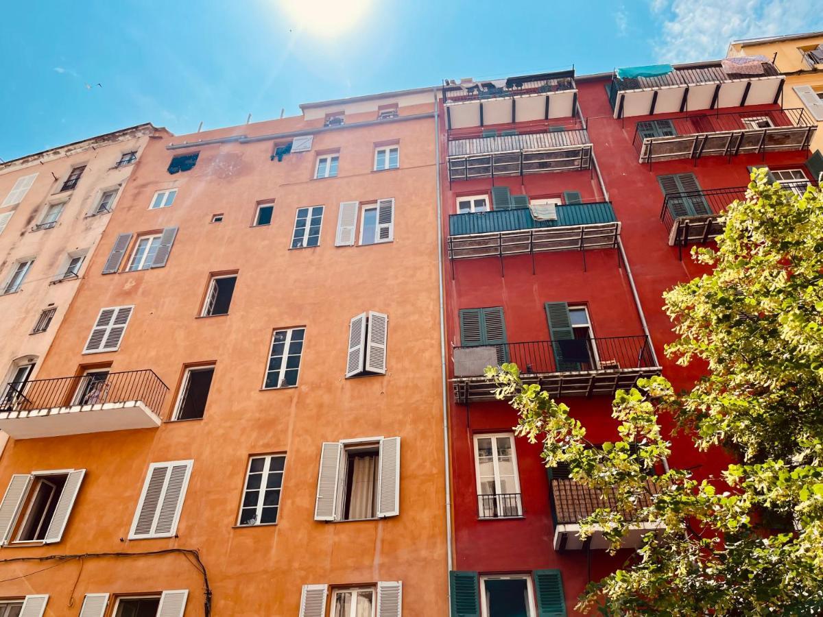 Pepites Bastiaises Vatta Appartement Roof Top Jacuzzi Vue Vieux Port Bastia  Ngoại thất bức ảnh